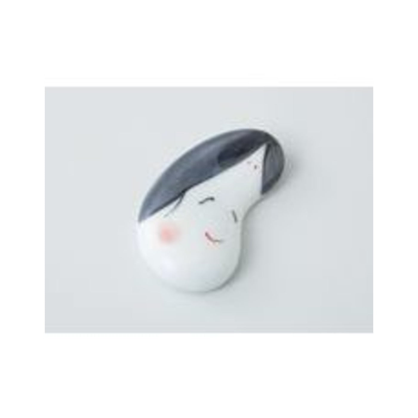 Saikai Toki Hasami Ware Okame Chopstick Rest - img-1