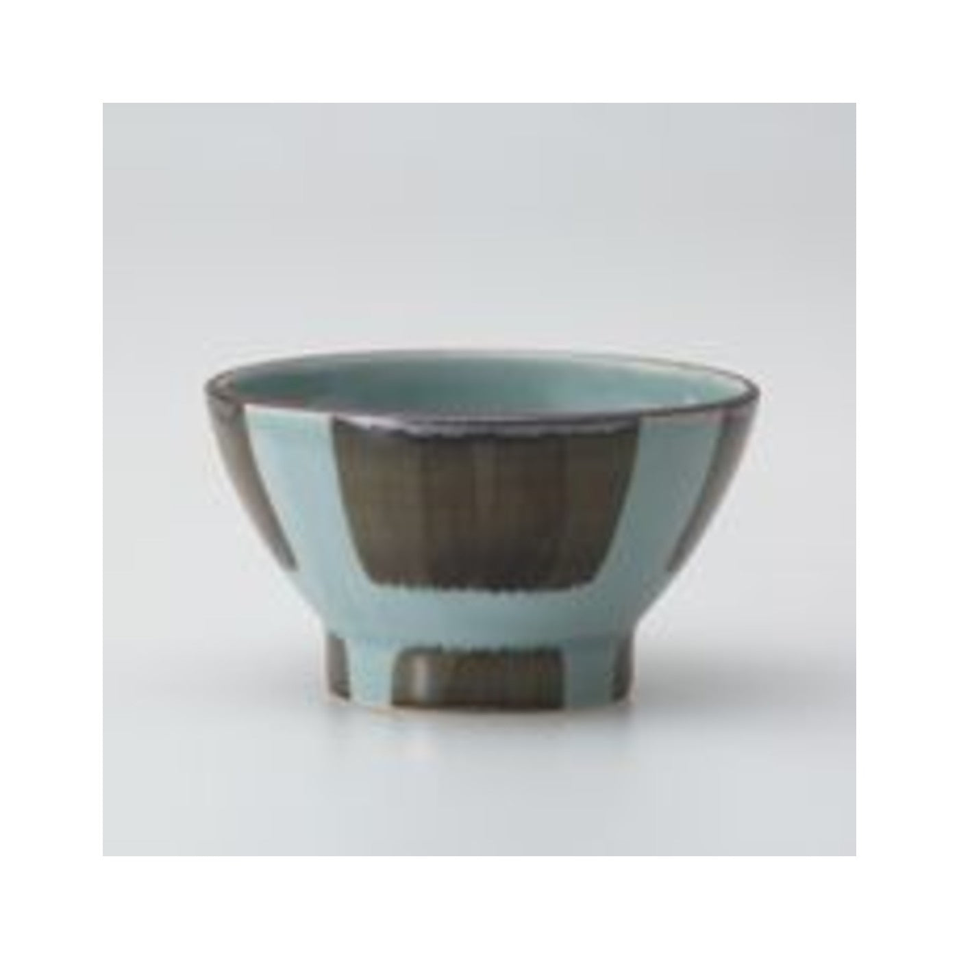 Saikai Toki mode Kurawanka Rice Bowl Medium Snow Hasami Ware - img-1